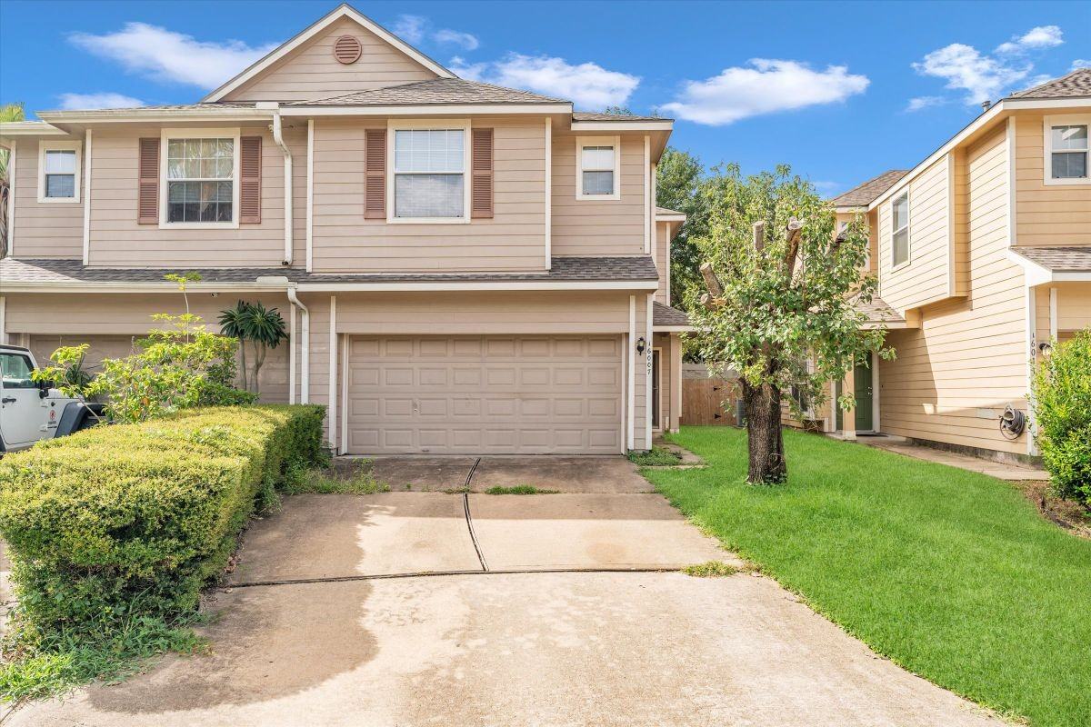 16007 Sandy Path Ln - Photo 5 of 50