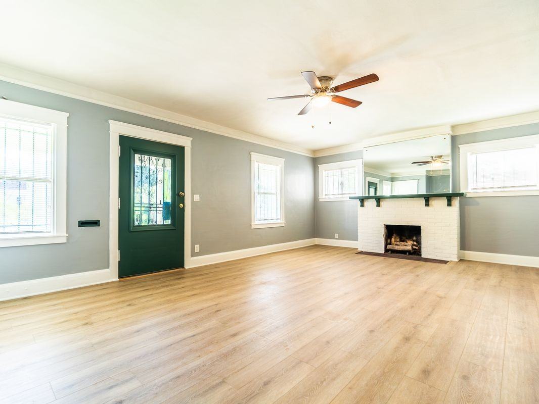 223 S Reno St - Photo 3 of 36