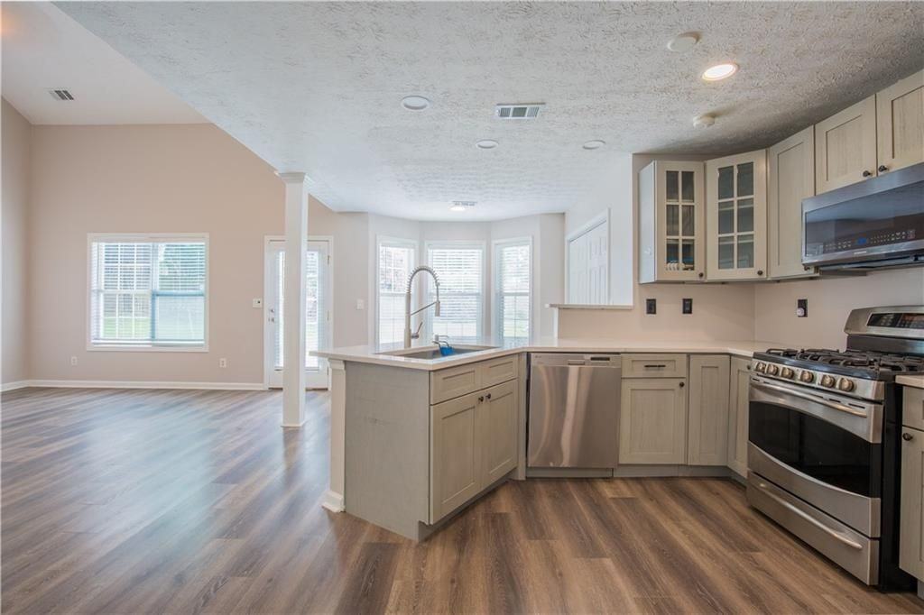 3192 Dunlin Way - Photo 7 of 42
