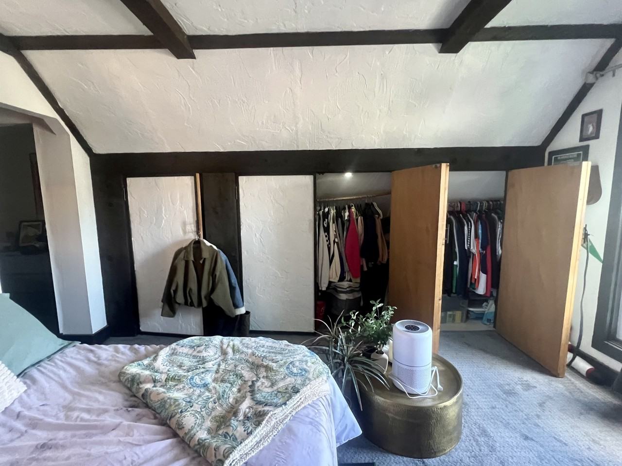 2959 N Oakland Ave - Photo 6 of 18