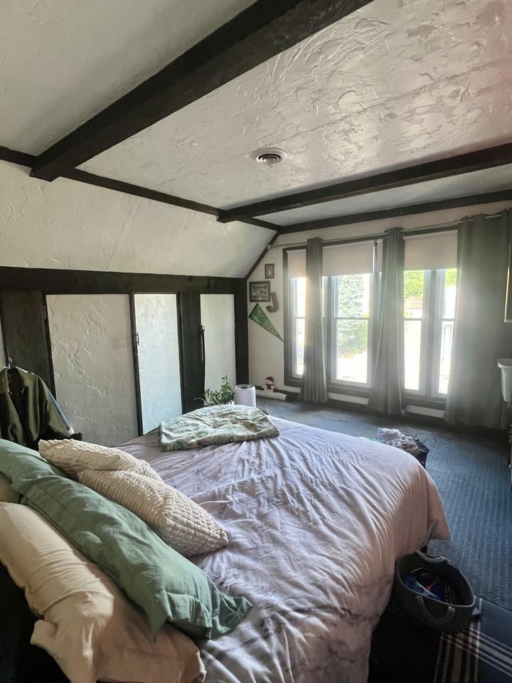 2959 N Oakland Ave - Photo 7 of 18
