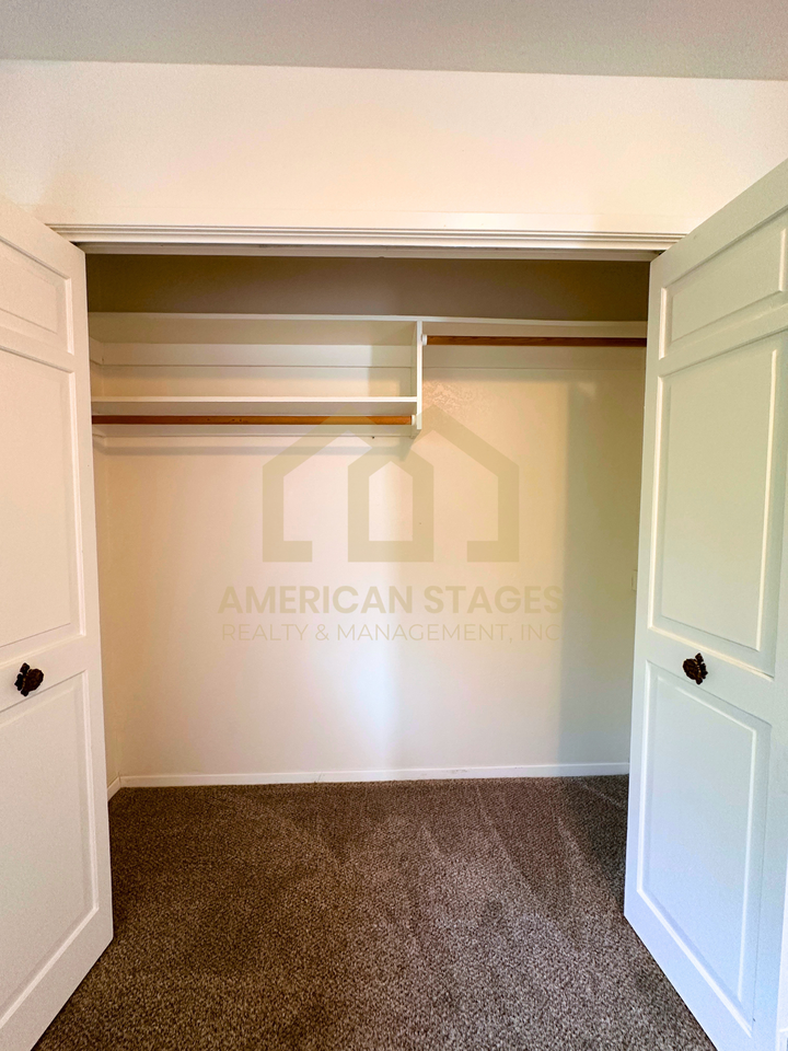 632 University Dr #ADU - Photo 3 of 12