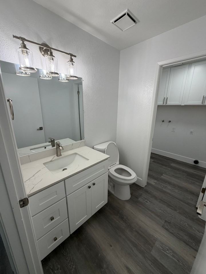 Parkview Living, LLC - Photo 3 of 21