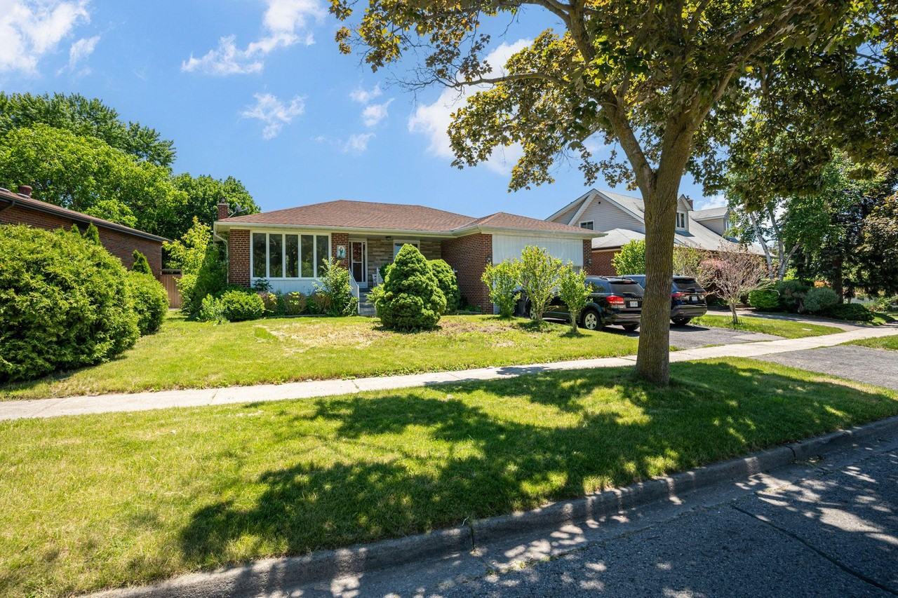 141 Oakmeadow Blvd #MAIN - Photo 2 of 35