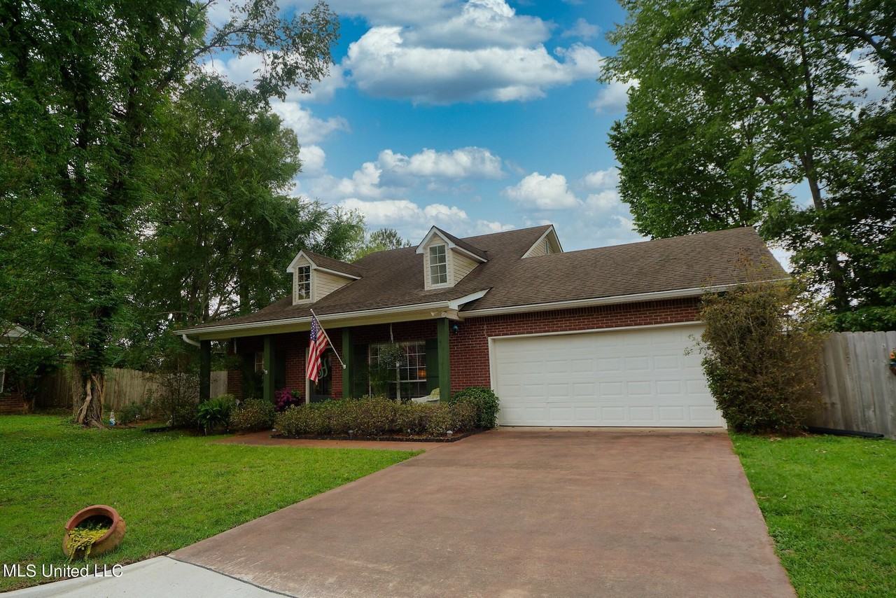 408 Green Tree Pl - Photo 3 of 27