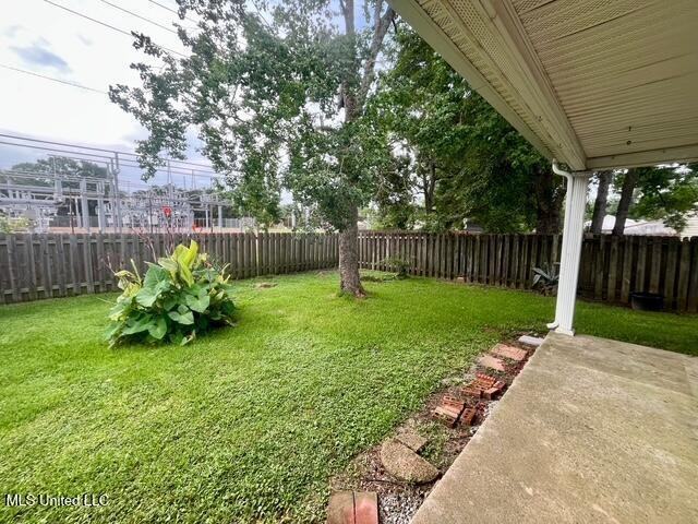 1710 James Buchanan Dr - Photo 2 of 20