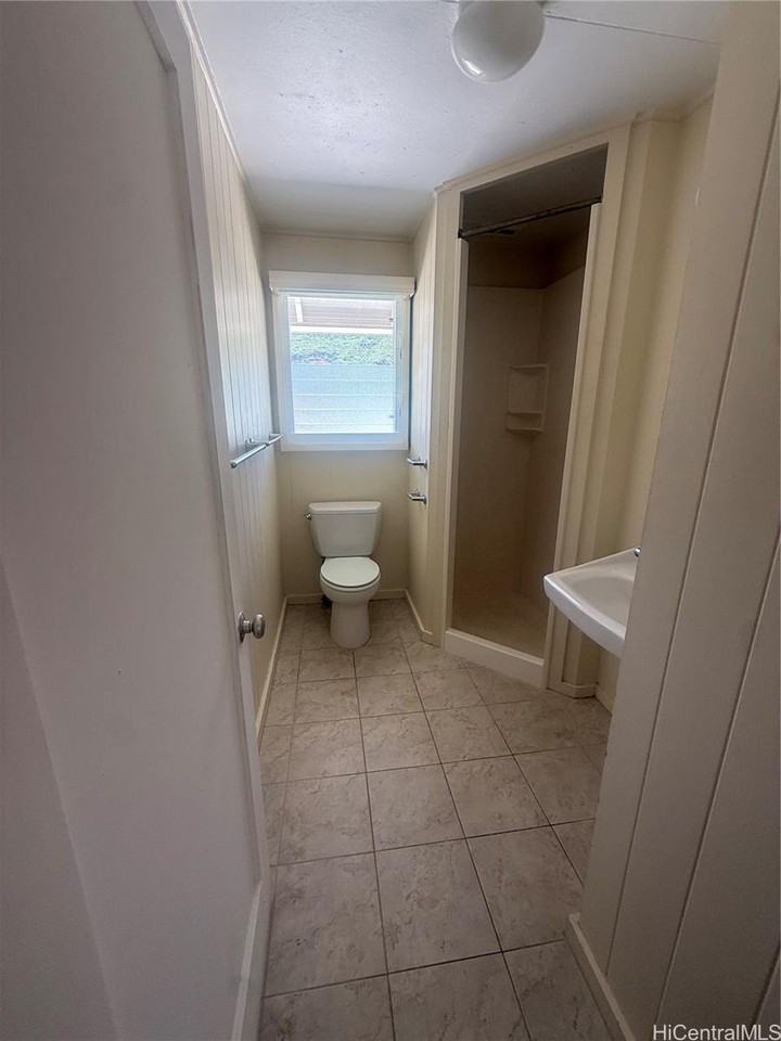 2329 Orchid St - Photo 6 of 15