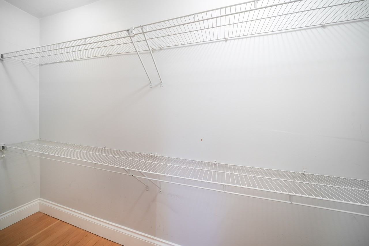2528 Adanac Street - Photo 17