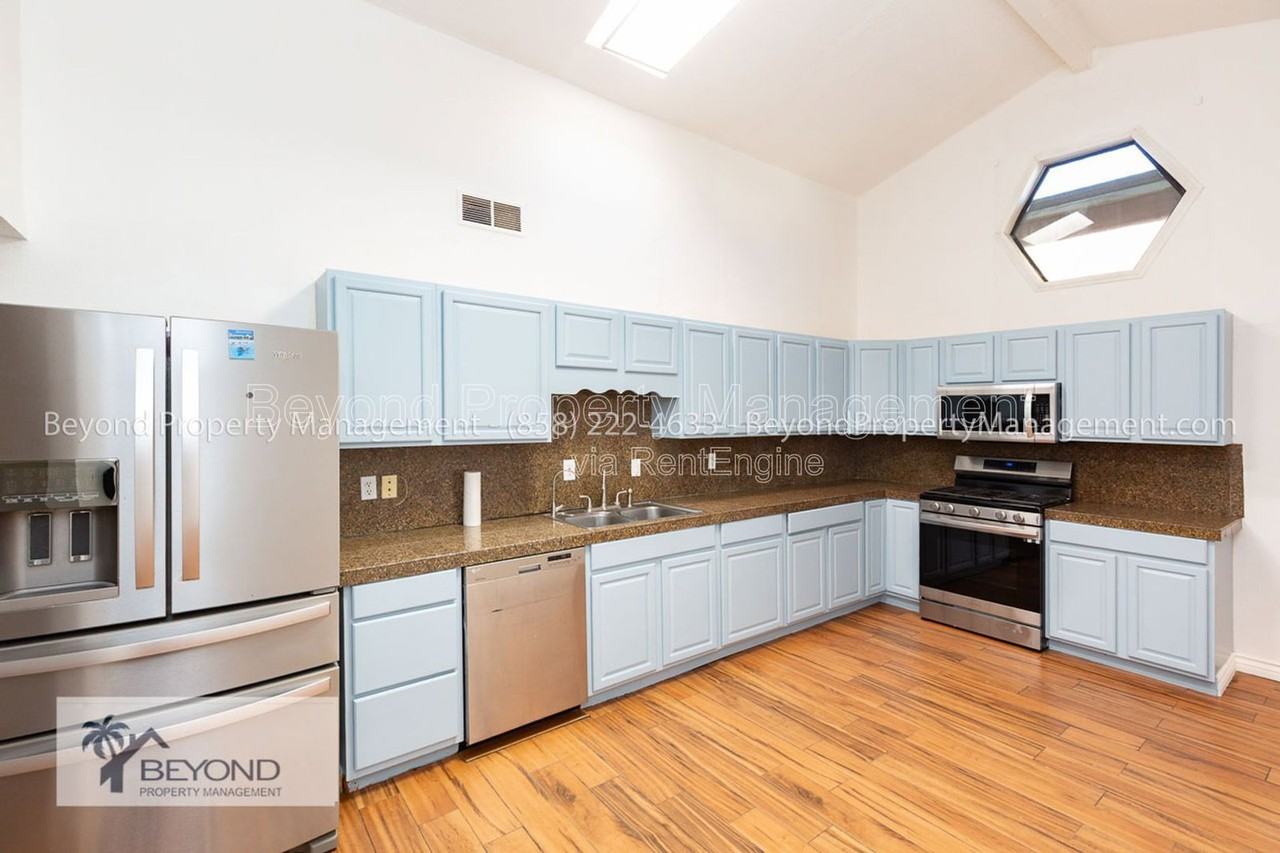 904 Harbison Pl - Photo 5 of 25
