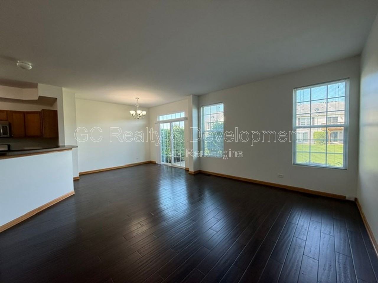 1026 Turin Dr - Photo 5 of 23