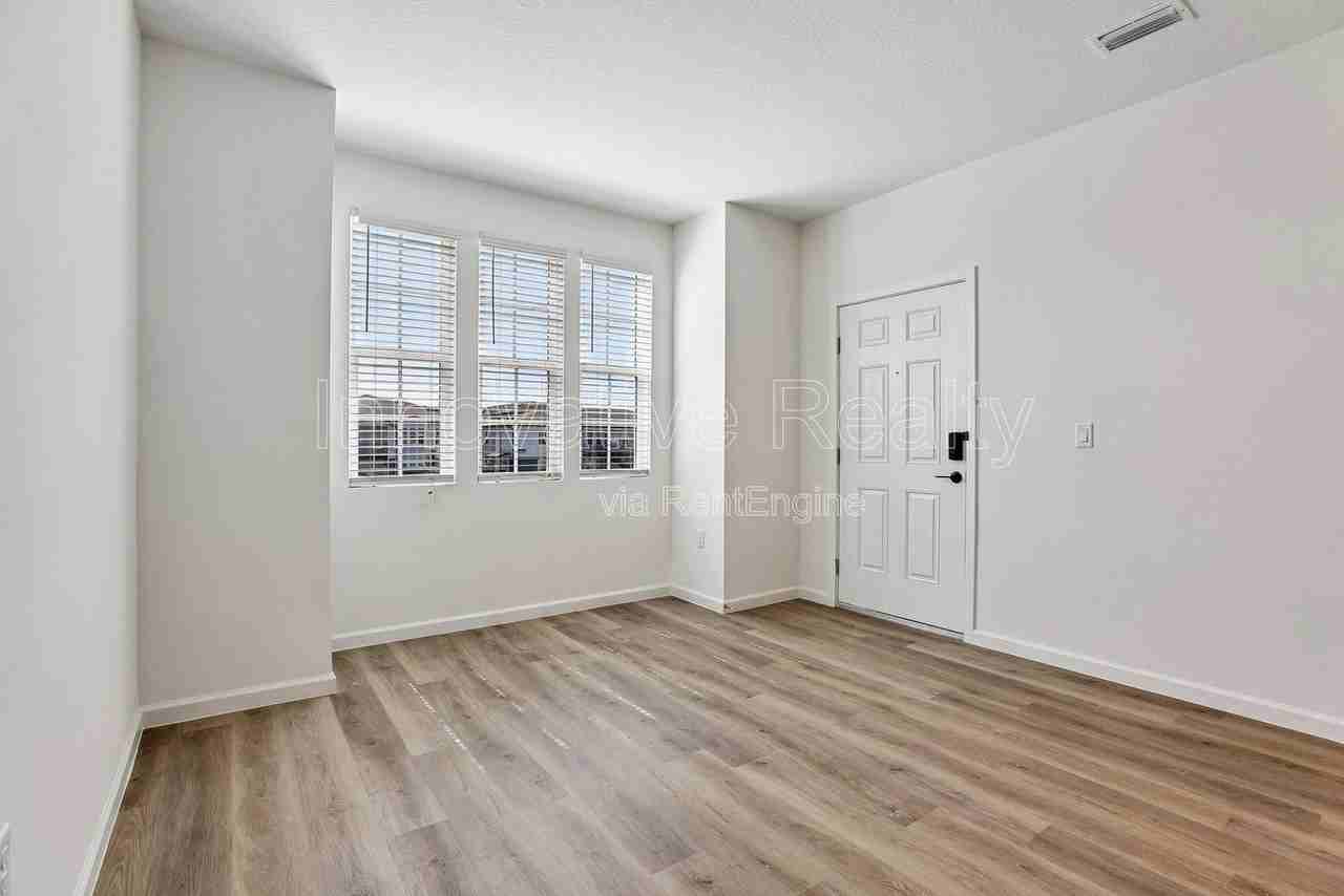 3075 Soldier City Way #203 - Photo 4 of 42