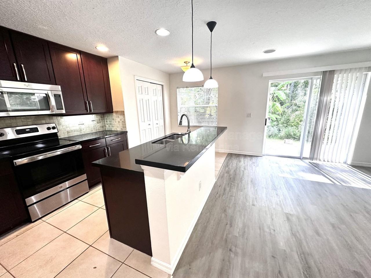 3845 Silverbell Loop - Photo 3 of 30