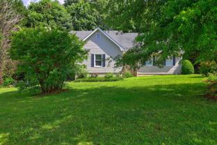 212 Clarkdell Dr - Photo 1 of 1