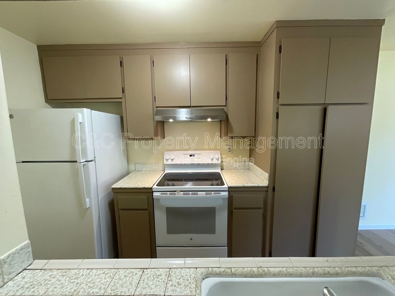 1315 Scossa Ave #2 - Photo 7 of 16
