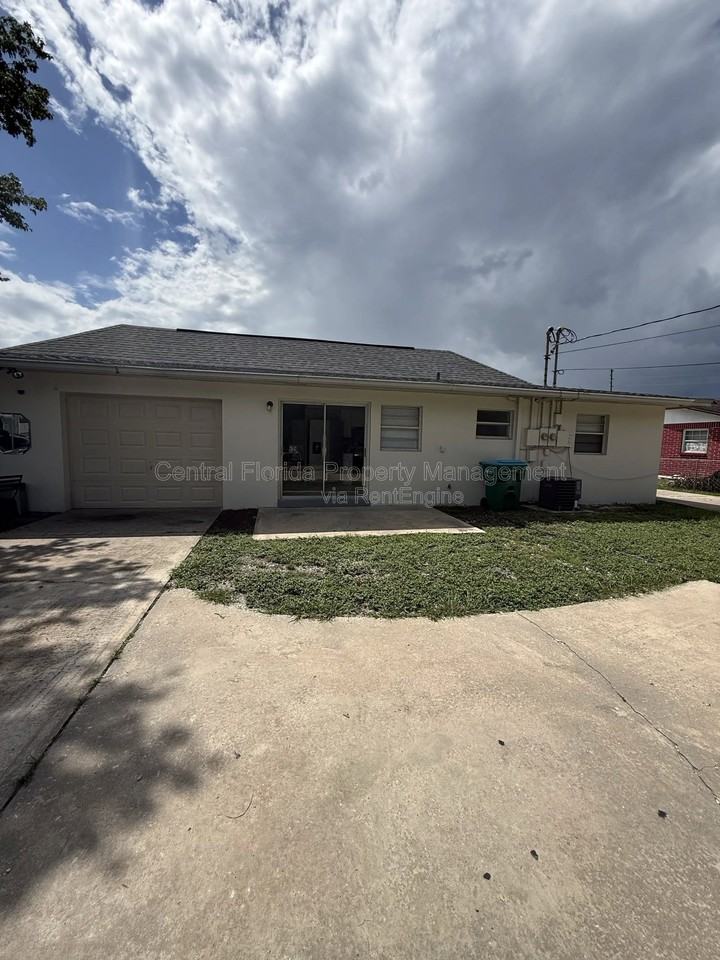 1330 W Fowler Dr #A - Photo 3 of 22