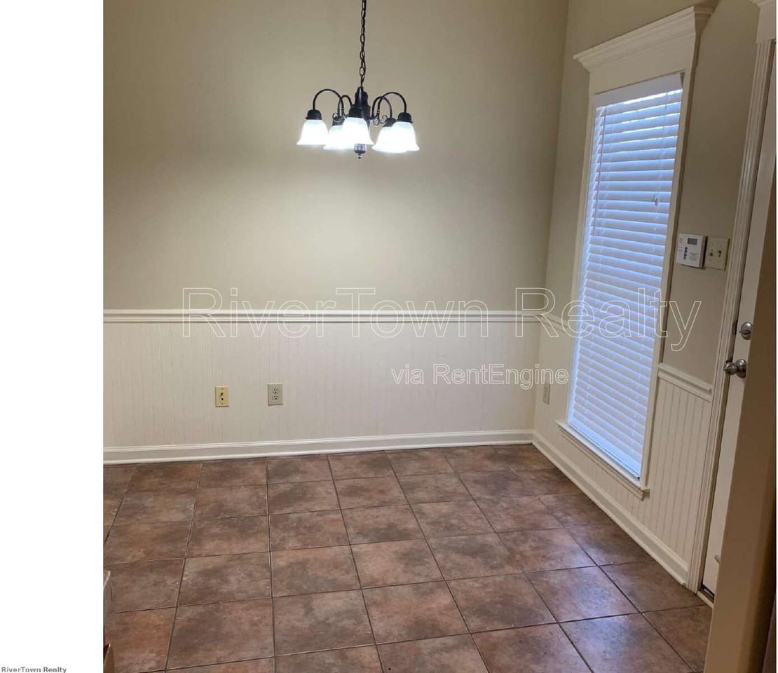 645 Gookin Pl #201 - Photo 5 of 12