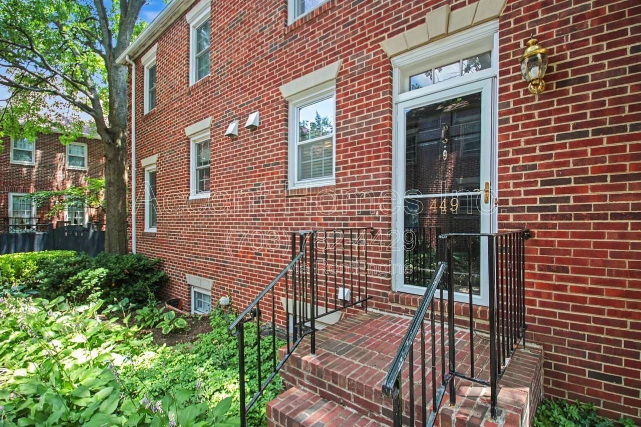 449 Old Town Ct - Photo 3 of 28