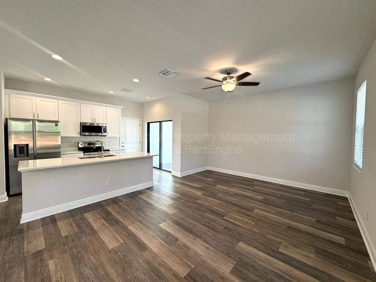 2861 Mayer St - Photo 2 of 32