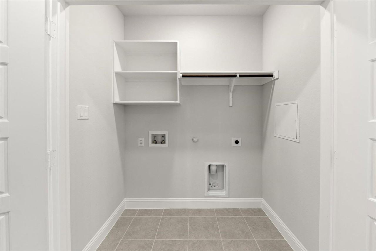 1060 Happy Holly Rd - Photo 6 of 30