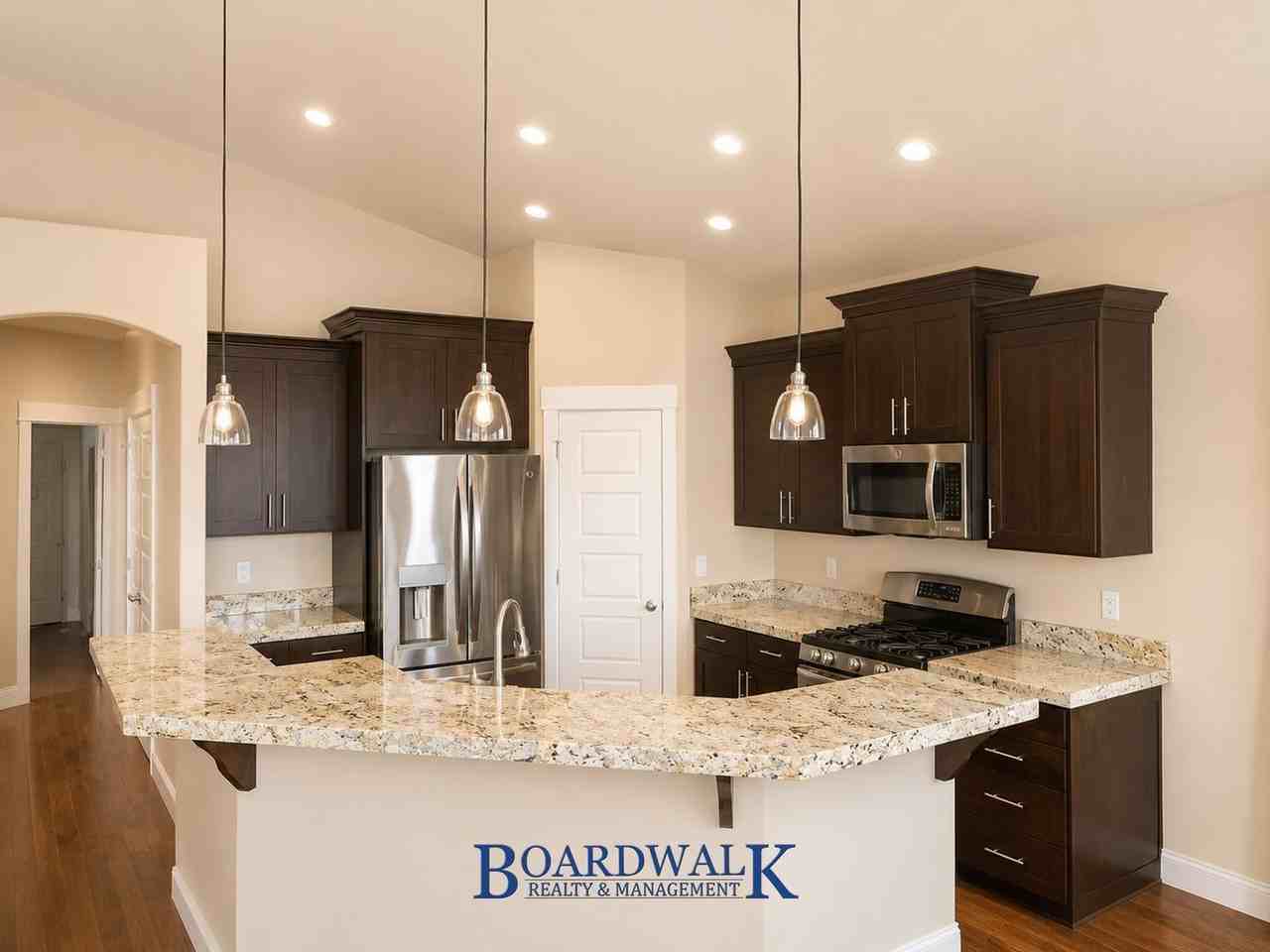 793 W Valley View Way - Photo 5 of 19