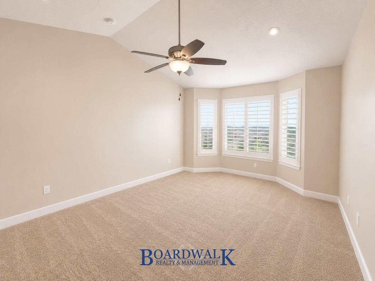 793 W Valley View Way - Photo 7 of 19