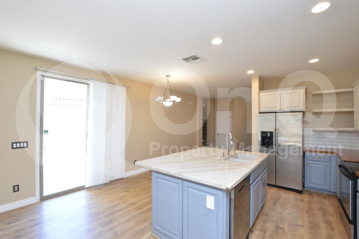 4249 E Santa Fe Ln - Photo 6 of 26
