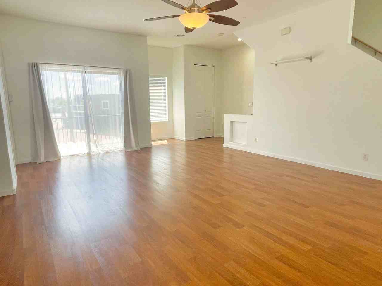 4637 E Culver St - Photo 3 of 19