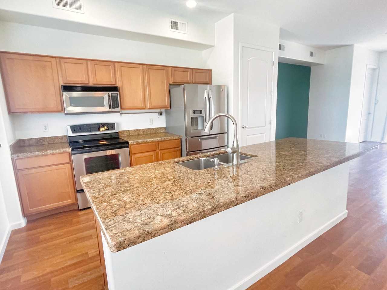 4637 E Culver St - Photo 7 of 19