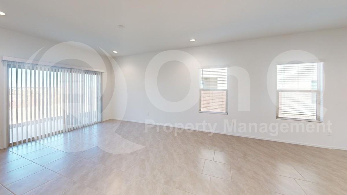 12040 E Patricia Ann Dr - Photo 7 of 27