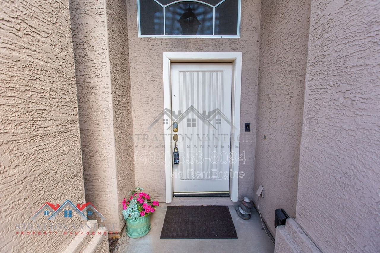 1231 N Layman St - Photo 5 of 50