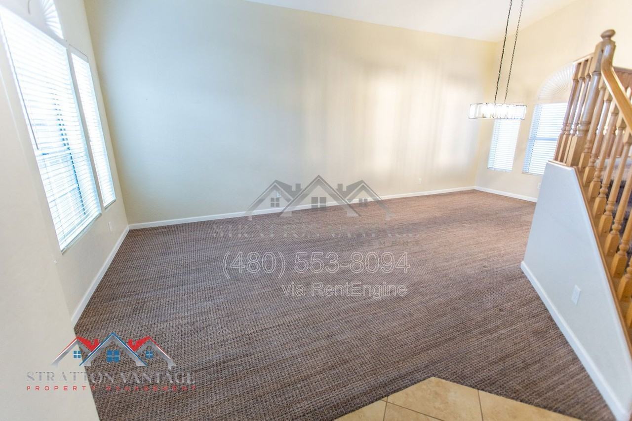 1231 N Layman St - Photo 6 of 50