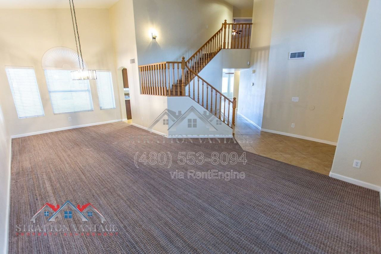 1231 N Layman St - Photo 7 of 50