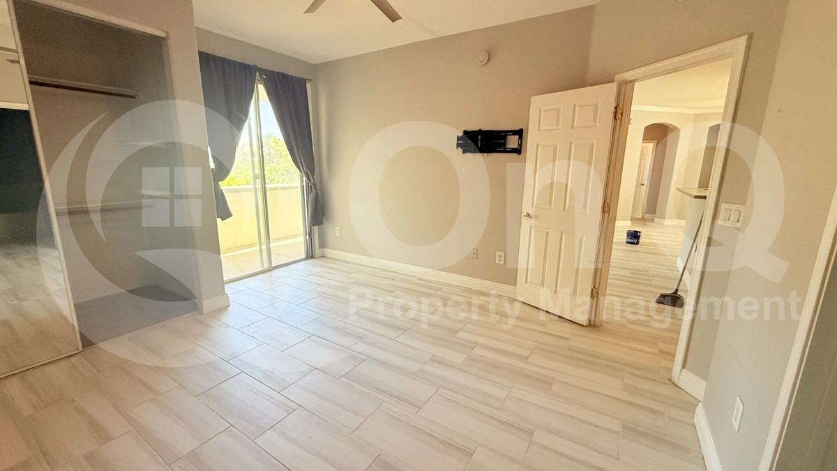 2992 N Miller Rd #215B - Photo 4 of 23