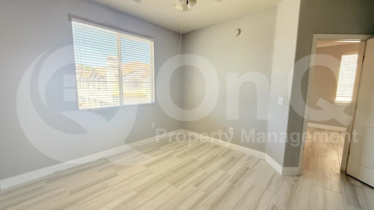 2992 N Miller Rd #215B - Photo 5 of 23