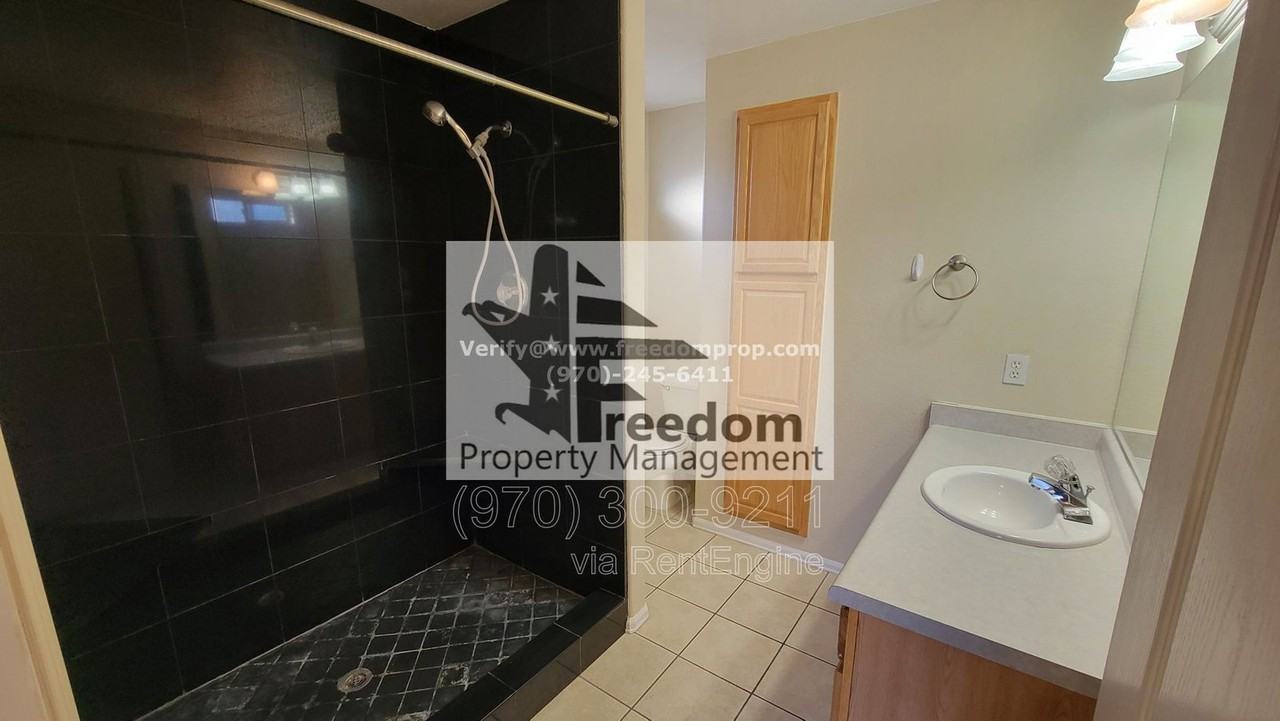 736 Galena Dr - Photo 6 of 13