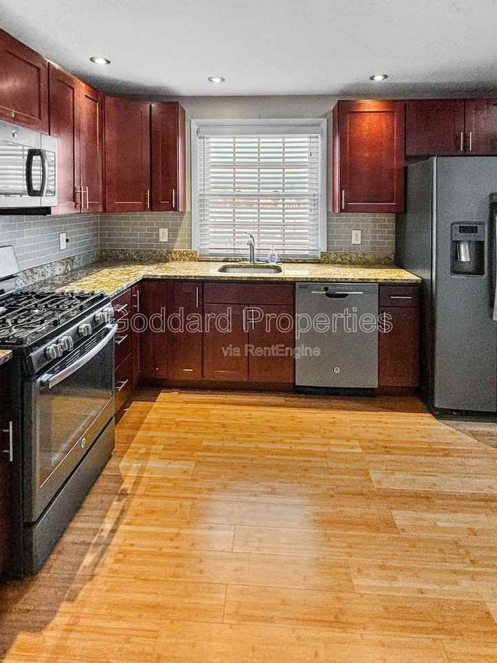 412 Ripplewood Rd - Photo 4 of 25