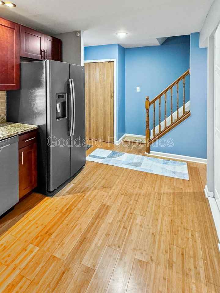 412 Ripplewood Rd - Photo 5 of 25