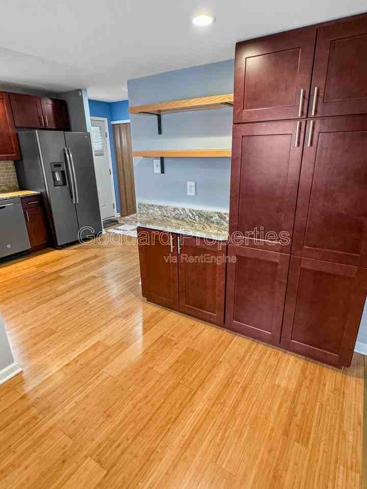 412 Ripplewood Rd - Photo 7 of 25