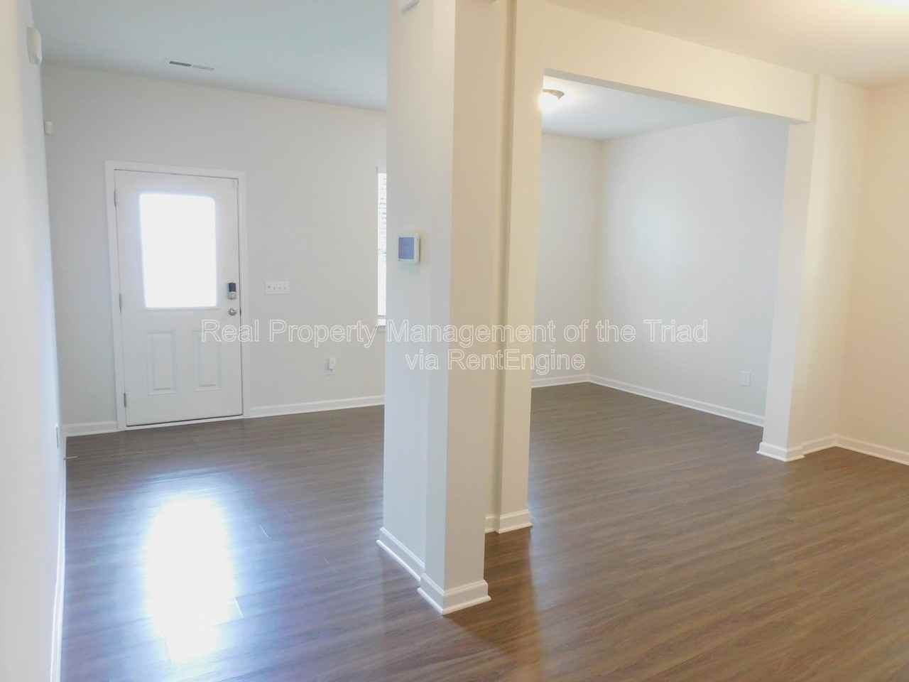 390 Spaulding St - Photo 2 of 35