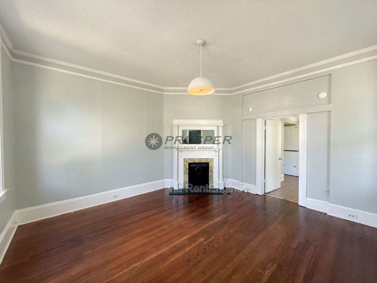 221 Congress St #4 - Photo 3 of 9