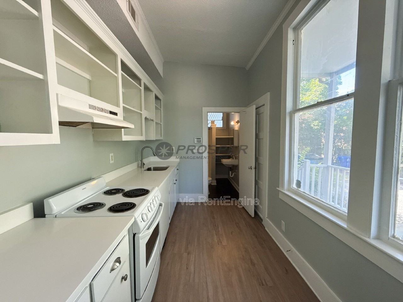 221 Congress St #4 - Photo 7 of 9