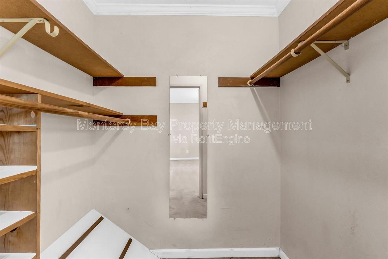3137 Seacrest Ave #12 - Photo 6 of 28