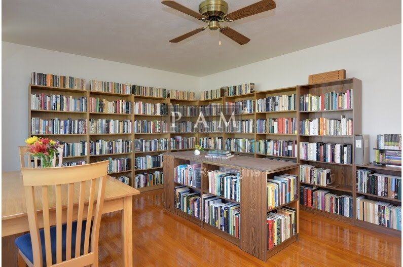 3746 N 86th St - Photo 4 of 29
