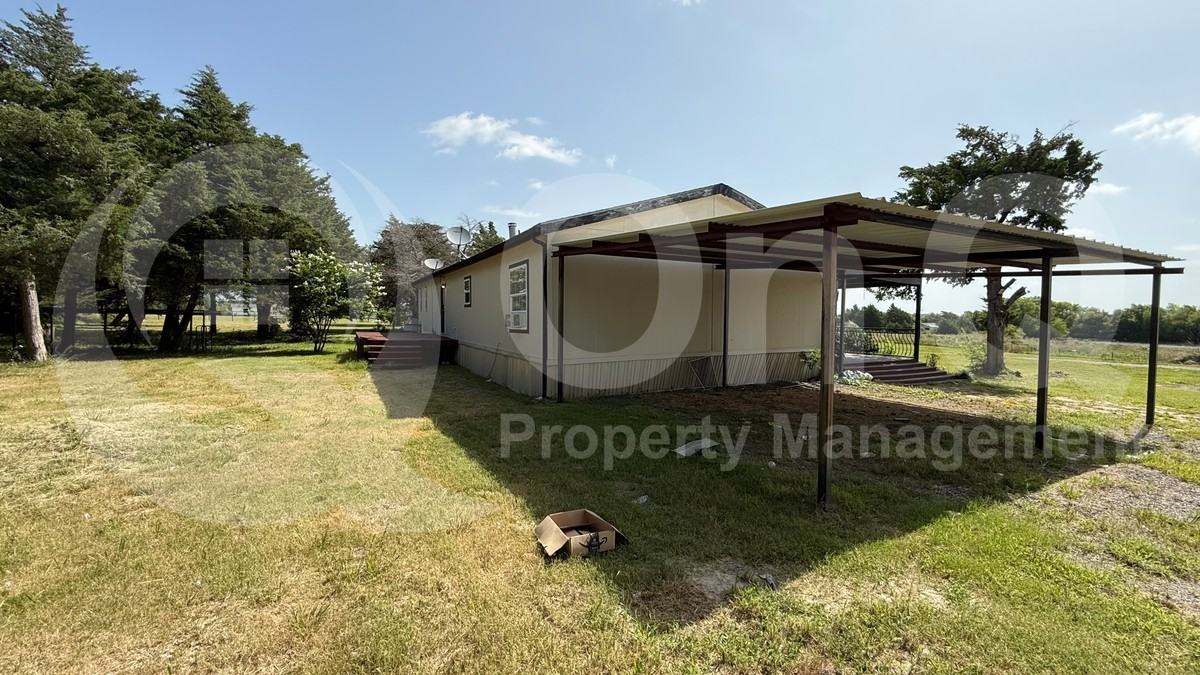5629 County Road 1120 - Photo 4 of 20