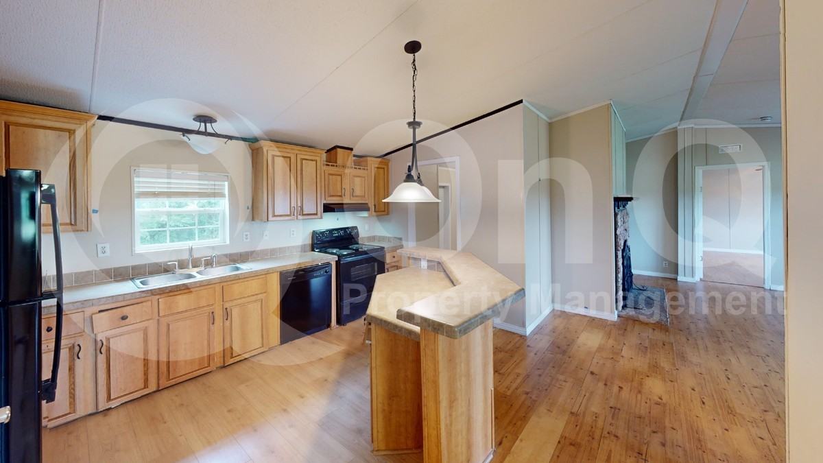 5629 County Road 1120 - Photo 6 of 20