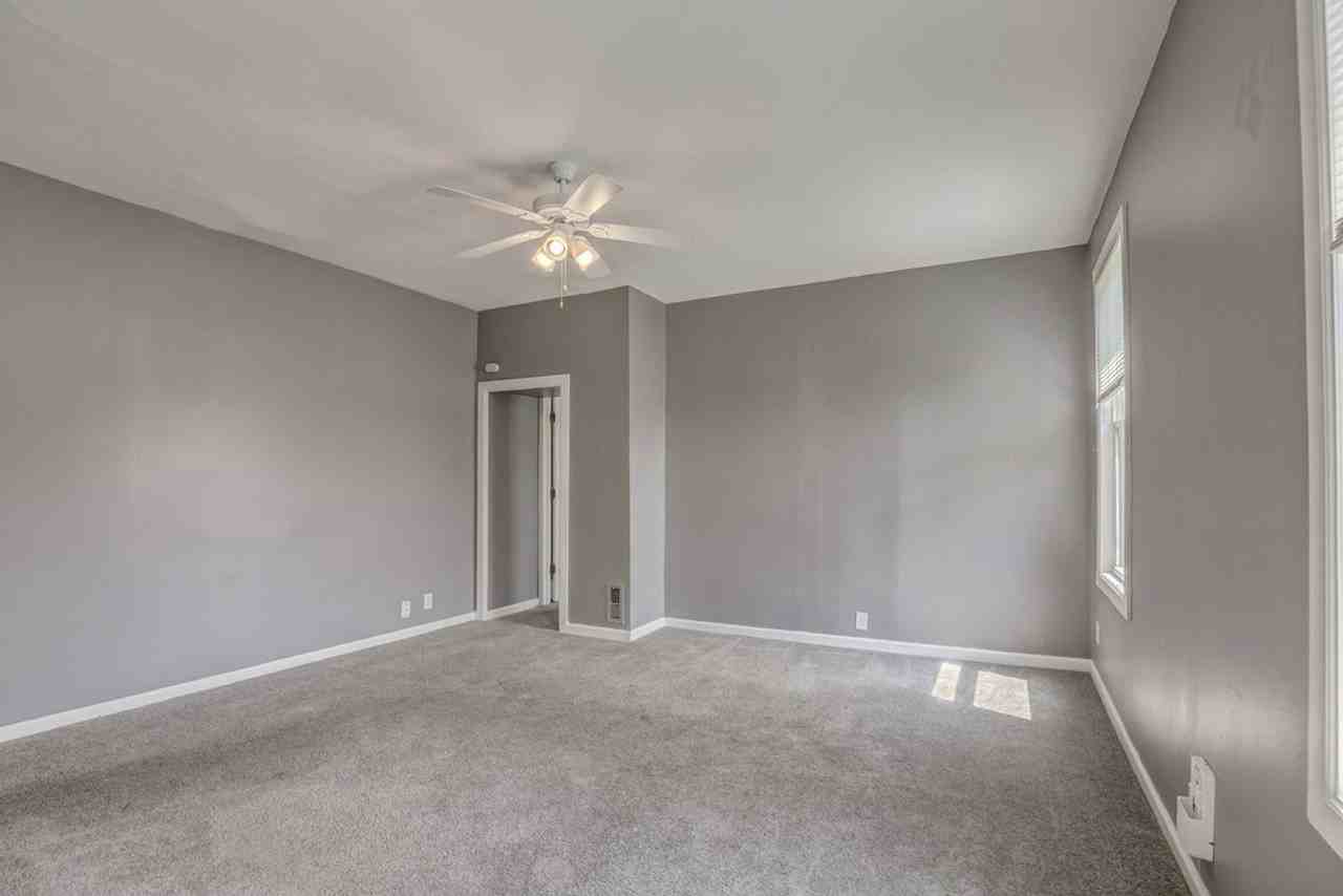3643 W 8th St #2 - Photo 4 of 13