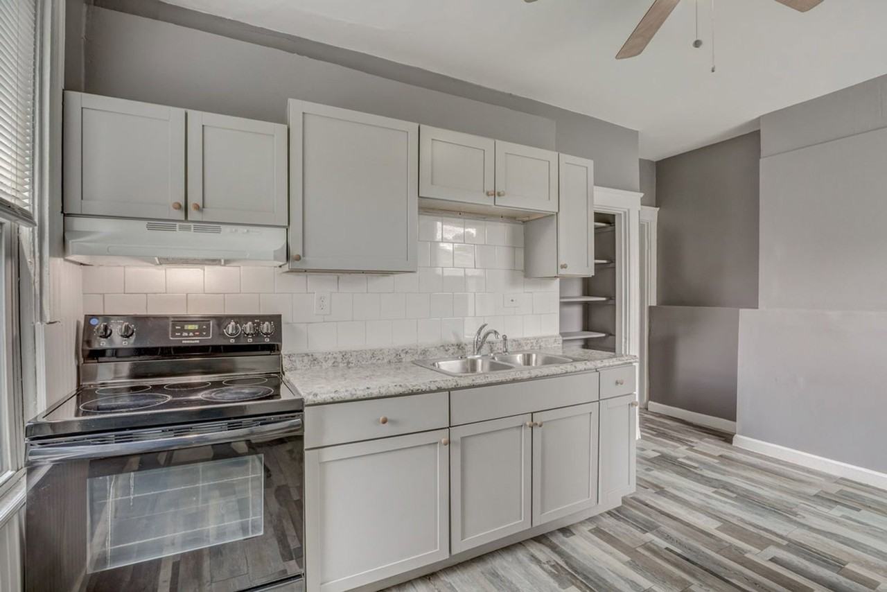 3643 W 8th St #2 - Photo 7 of 13