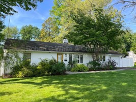 featured image of 233 S Rolling Acres Rd