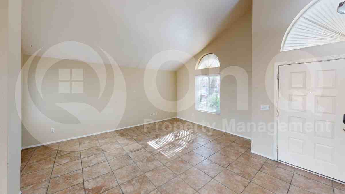 4314 E Frye Rd - Photo 7 of 22
