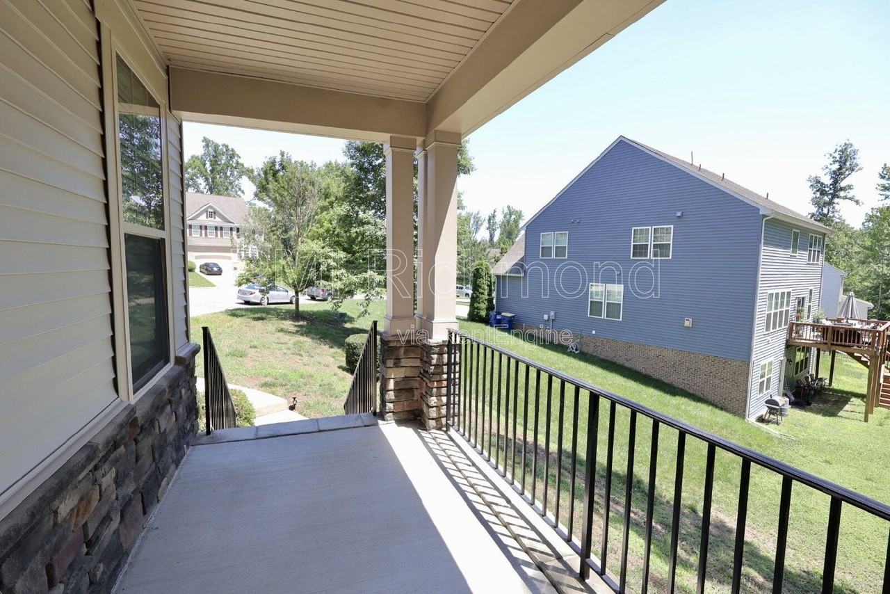 14106 Shallow Creek Ln - Photo 4 of 50